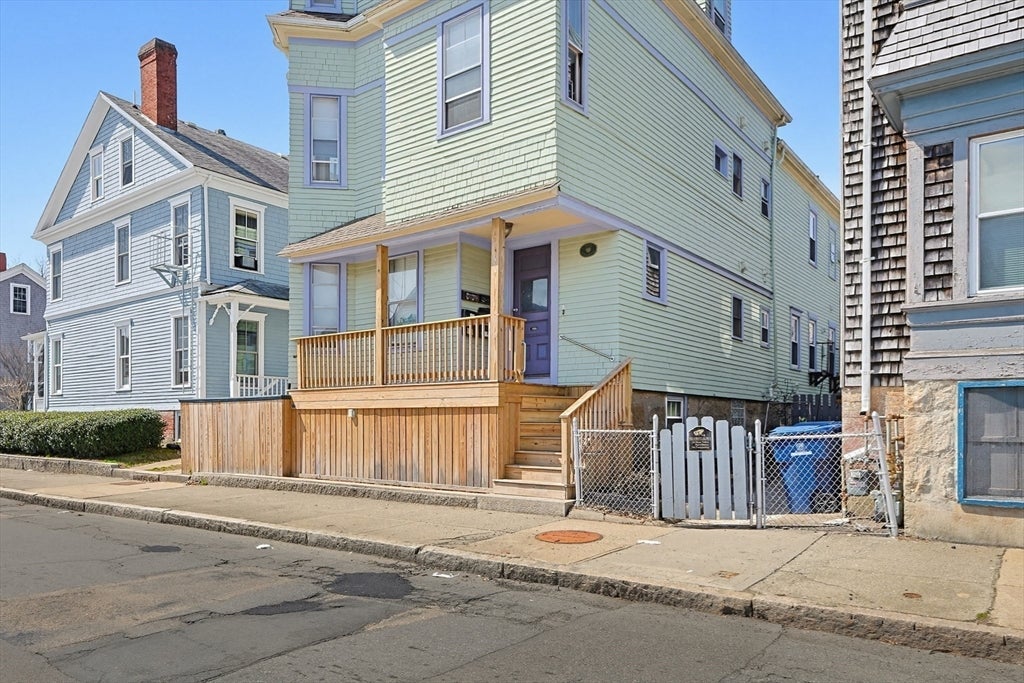 393 Pleasant Street
