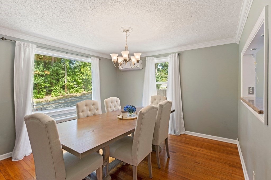 78 Laurie Ave, South Hadley, MA Photo #4