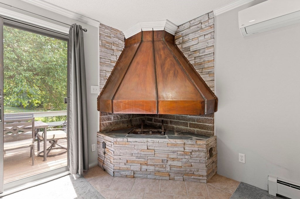 78 Laurie Ave, South Hadley, MA Photo #14