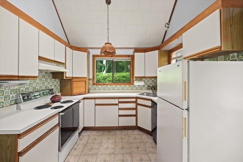 7 Cranberry Road, Plymouth, MA, 7 Cranberry Road, Plymouth, MA Photo #13