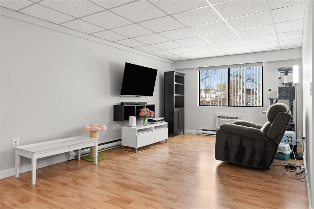 111 Foster Street B315