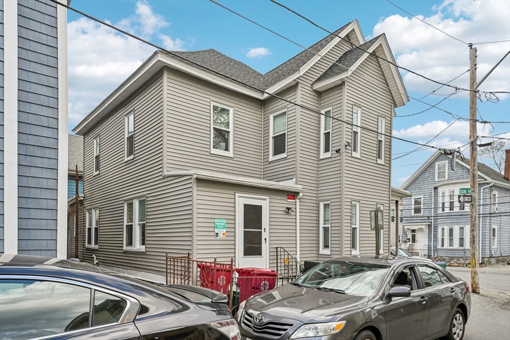 1 Rockdale Ave