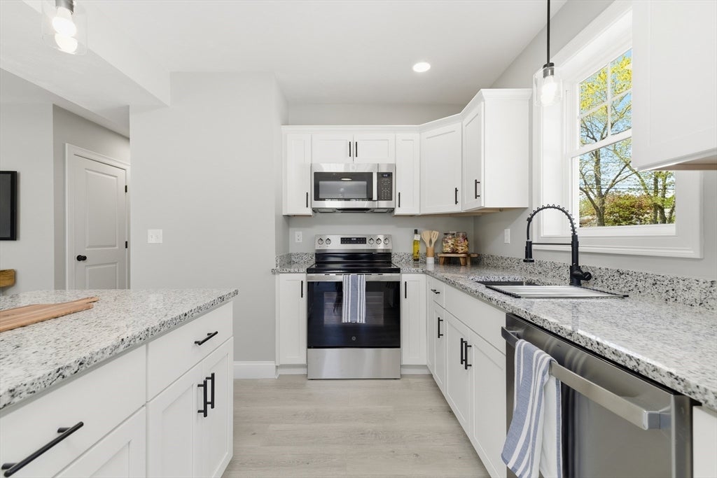 3 Crossman Street #A, Taunton, MA, 3 Crossman Street #A, Taunton, MA Photo #4
