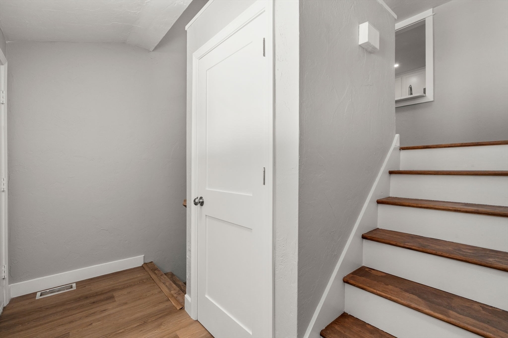 4 Toria Heights Rd 4