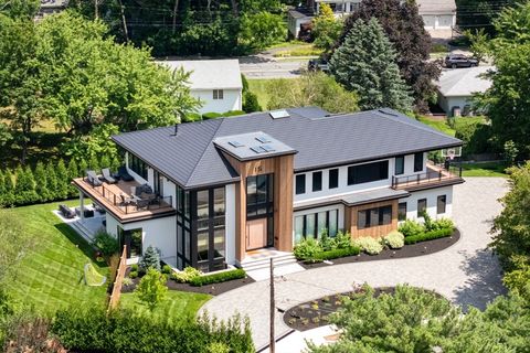 15 Buff Cir Newton MA 02459