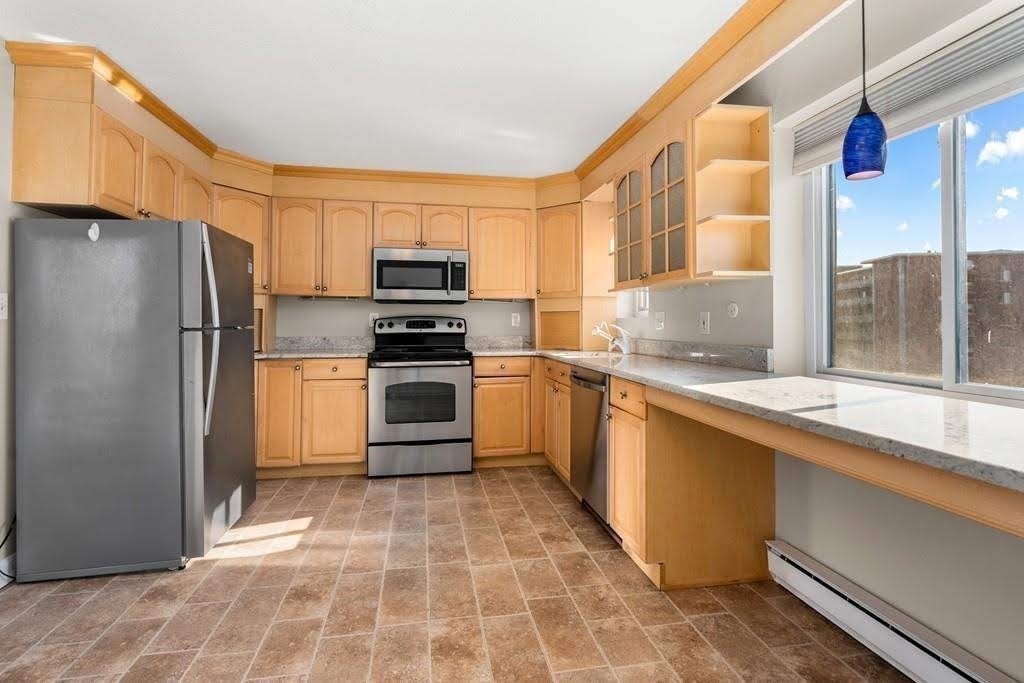 47 Mystic St 3F