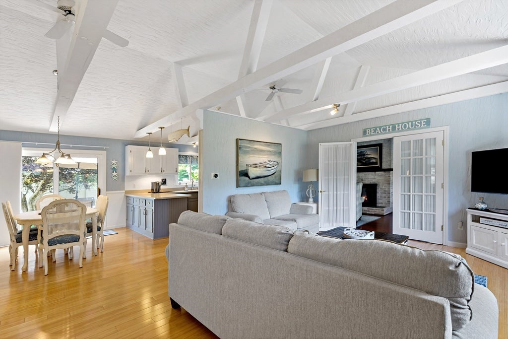 3 Mcnamara Ave