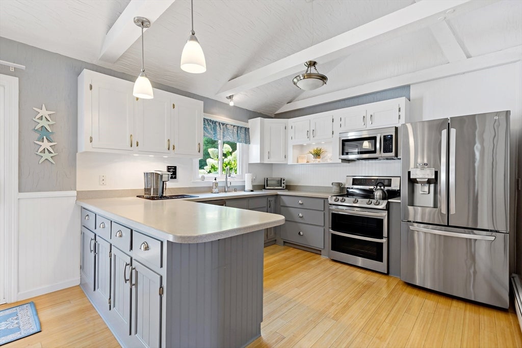 3 Mcnamara Ave, Yarmouth, MA Photo #15
