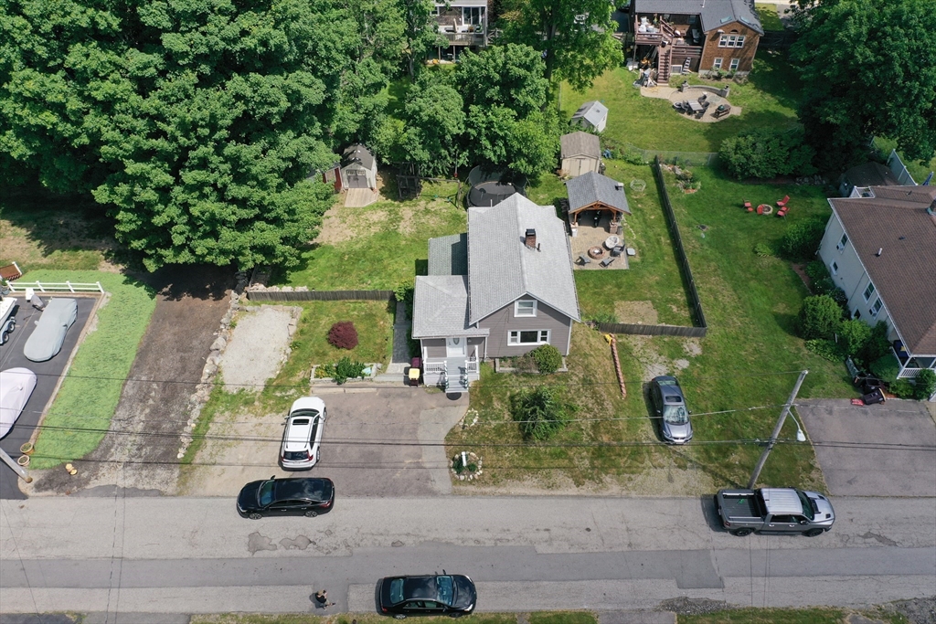 23 Adams Pl
