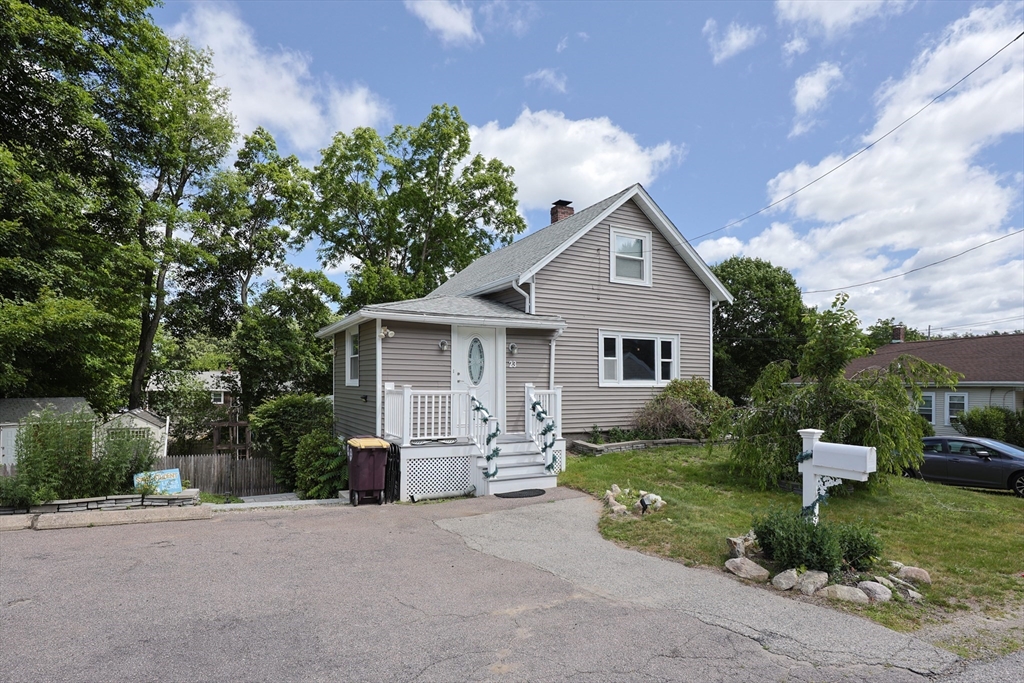 23 Adams Pl