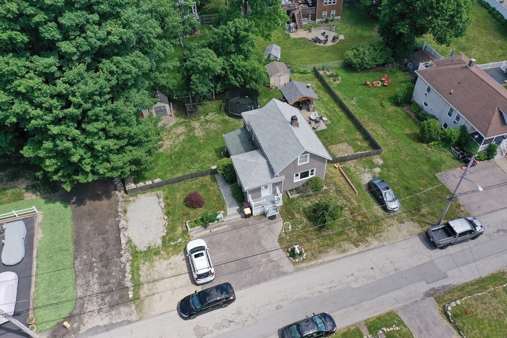 23 Adams Pl