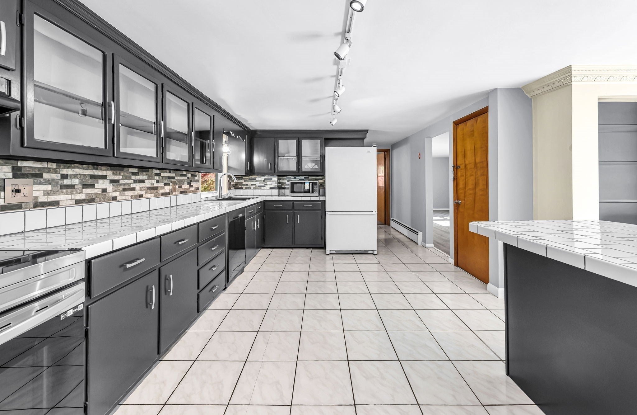223 Wilbraham Rd, Monson, MA, 223 Wilbraham Rd, Monson, MA Photo #11