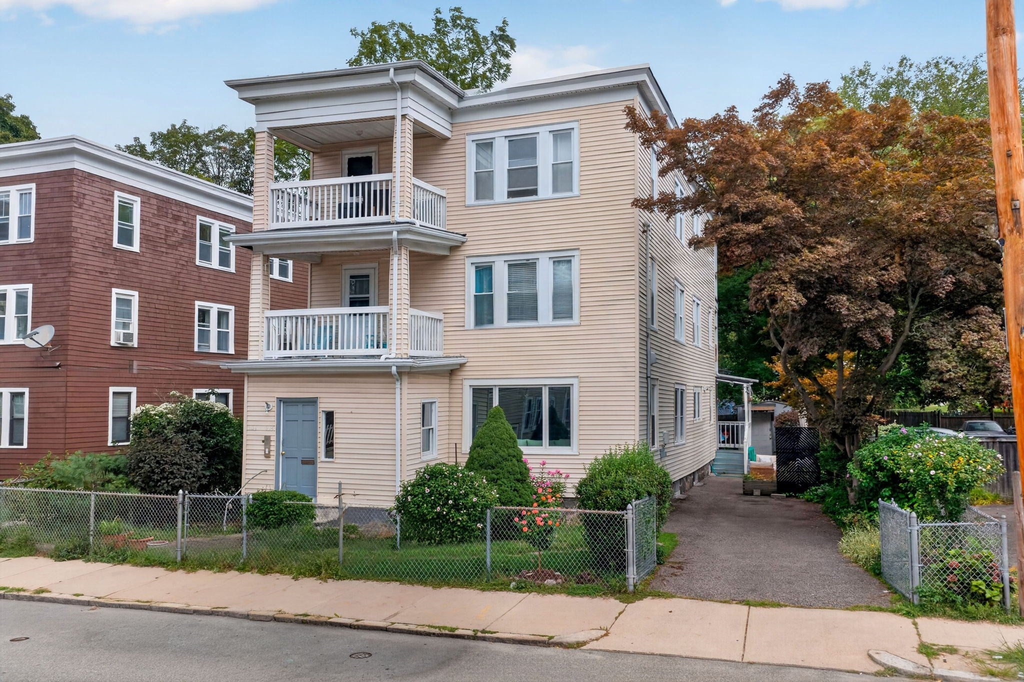 106-108 Rossmore Rd #1, Boston, MA Photo #29