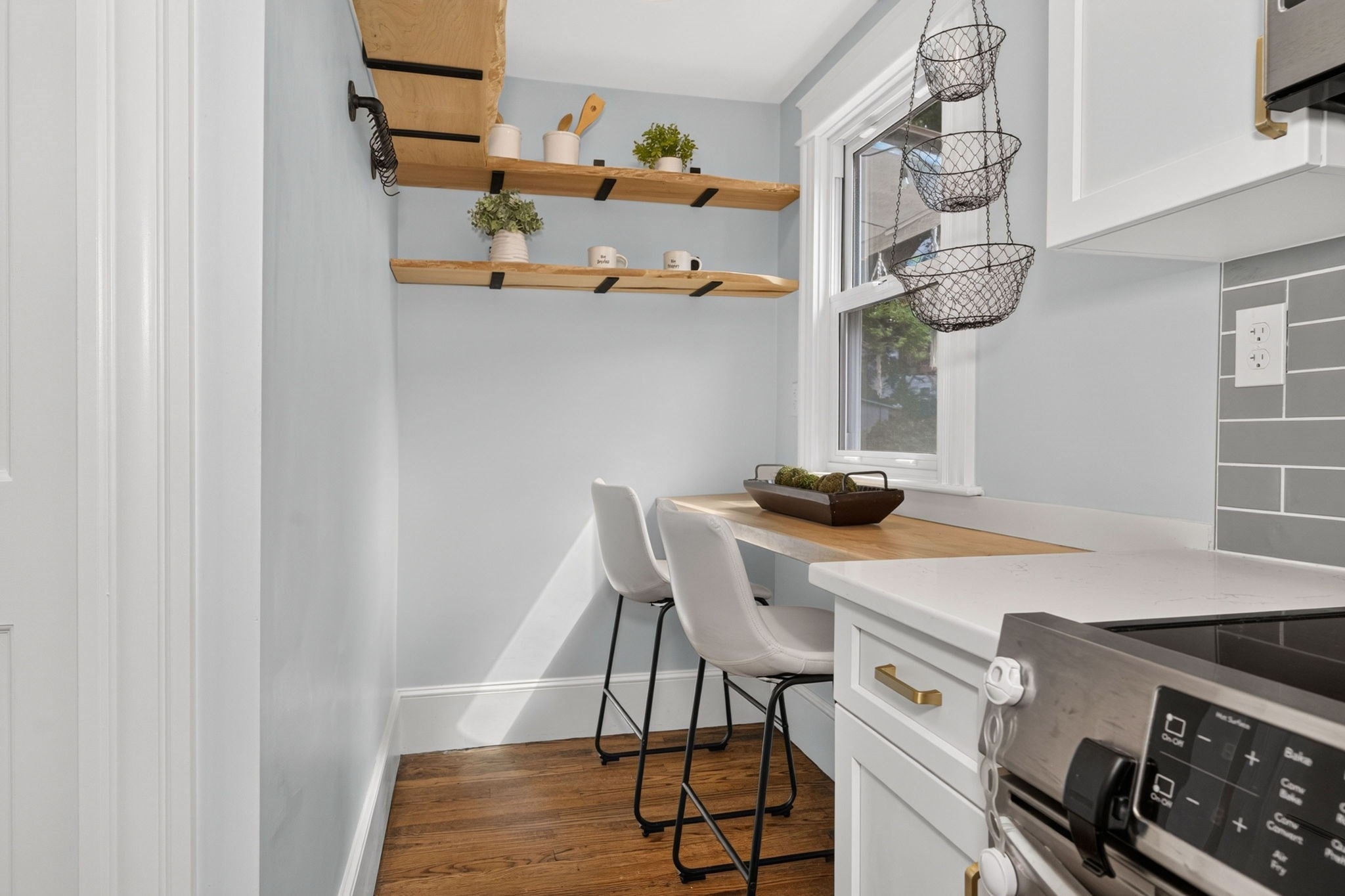 106-108 Rossmore Rd #1, Boston, MA Photo #12