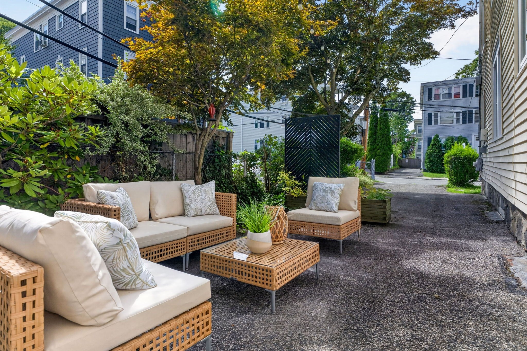 106-108 Rossmore Rd #1, Boston, MA Photo #24