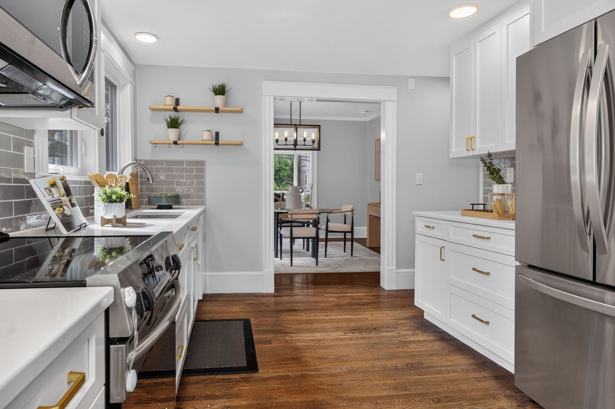 106-108 Rossmore Rd #1, Boston, MA Photo #13