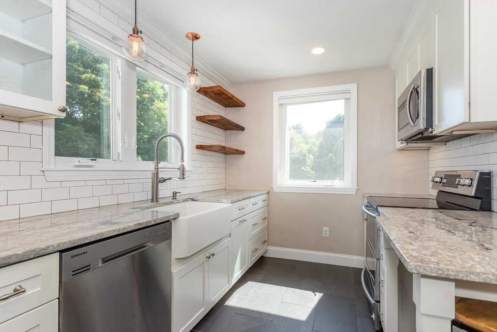 65 Cedarwood Rd
