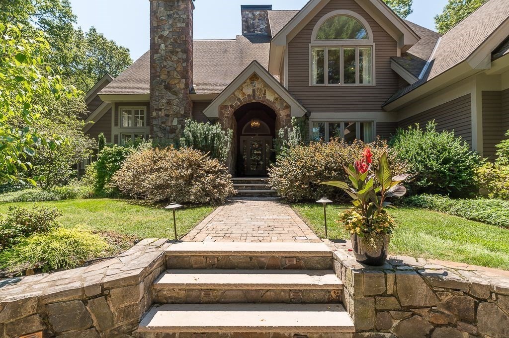 30 Autumn Lane