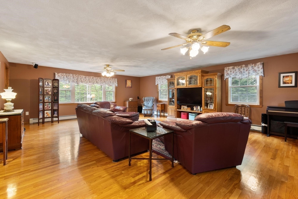 213 Mason Rd, Townsend, MA Photo #19