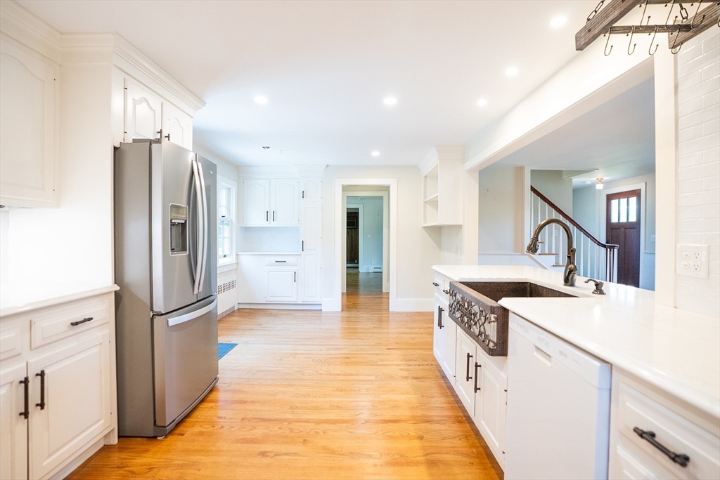 14 N Pleasant St