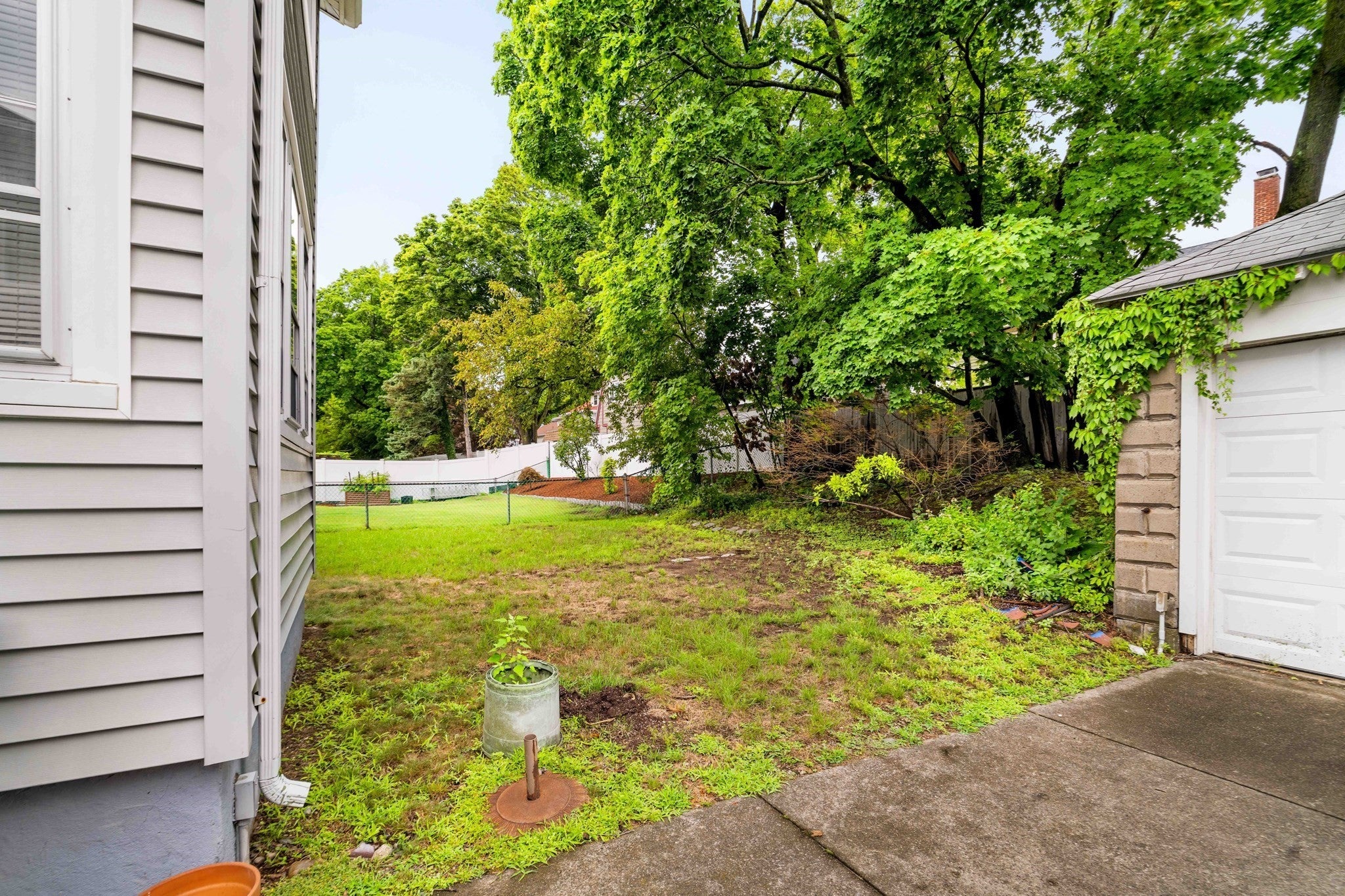 27 Pitcher Ave, Medford, MA Photo #20