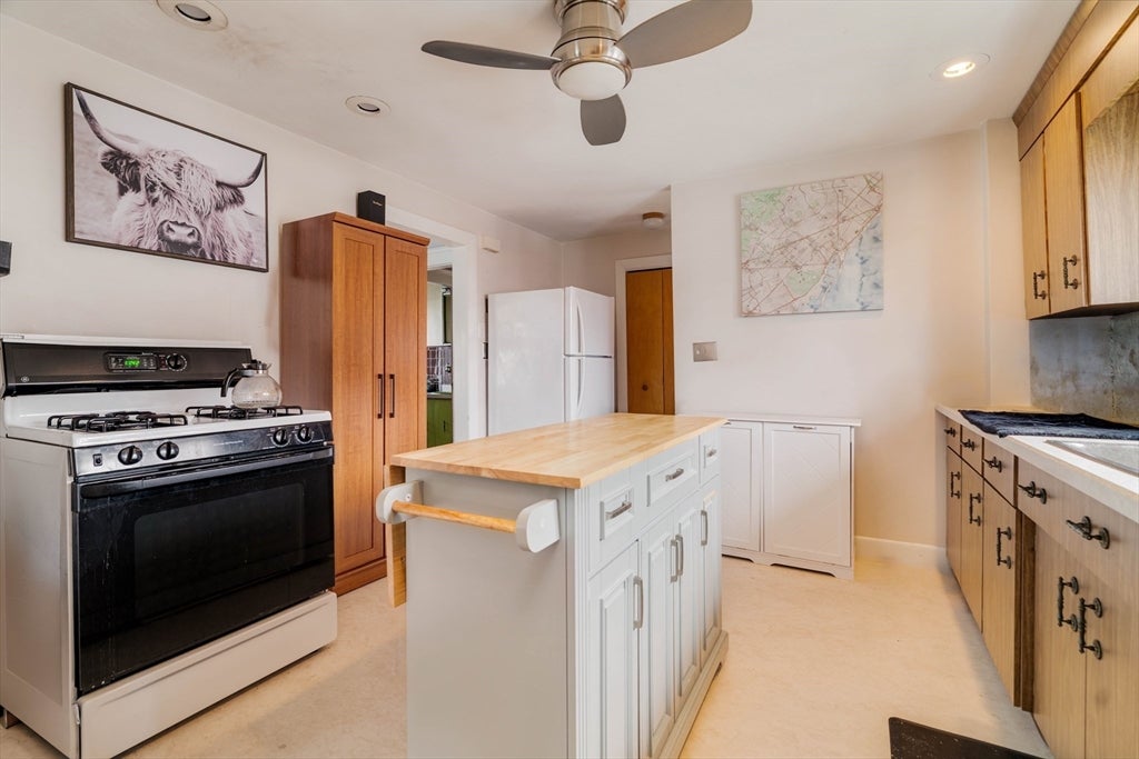 27 Pitcher Ave, Medford, MA, 27 Pitcher Ave, Medford, MA Photo #14