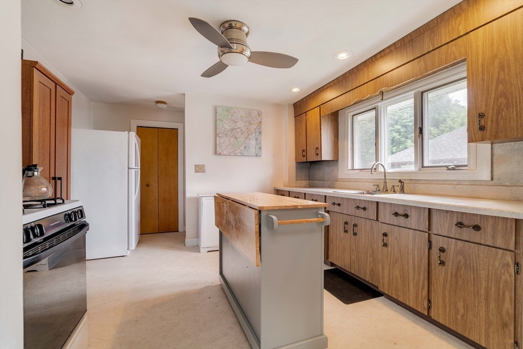 27 Pitcher Ave, Medford, MA, 27 Pitcher Ave, Medford, MA Photo #15
