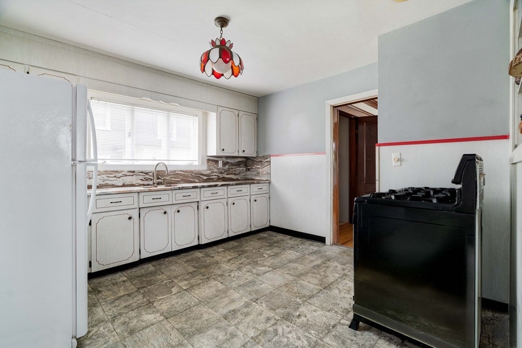 27 Pitcher Ave, Medford, MA, 27 Pitcher Ave, Medford, MA Photo #6