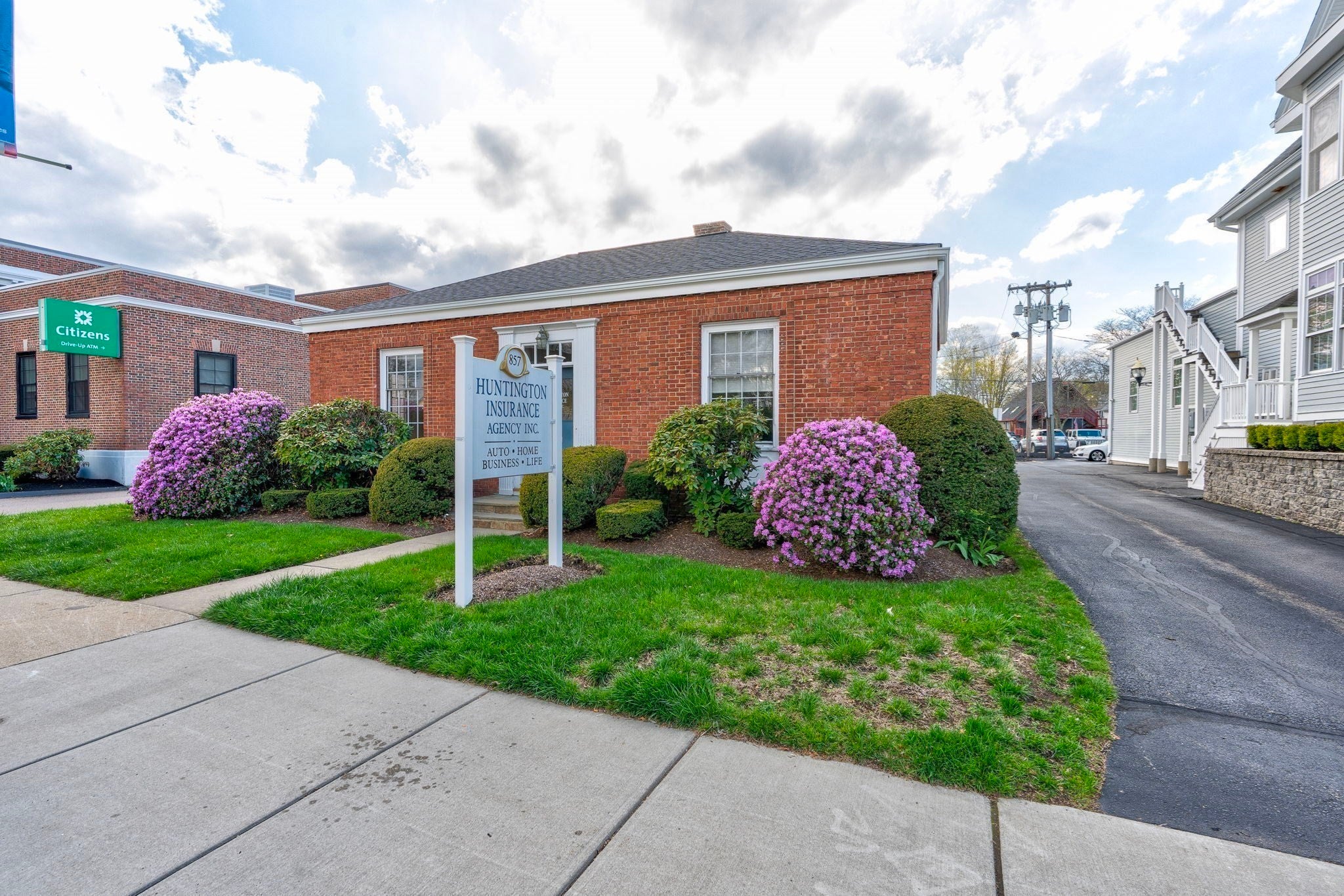857 Washington Street