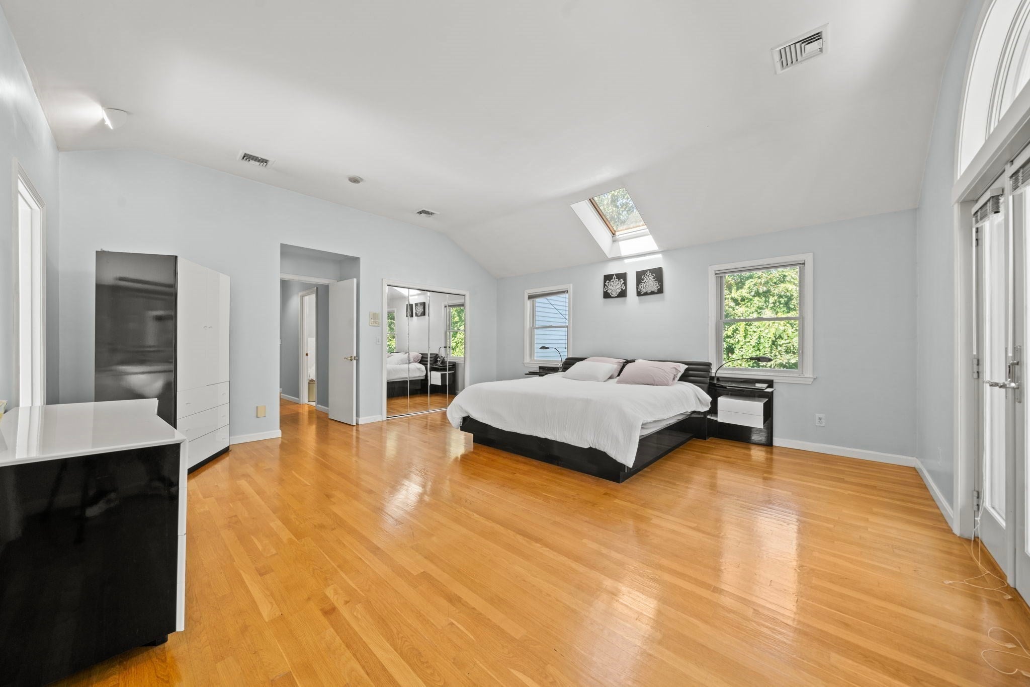 18 Surrey Road, Winchester, MA, 18 Surrey Road, Winchester, MA Photo #18