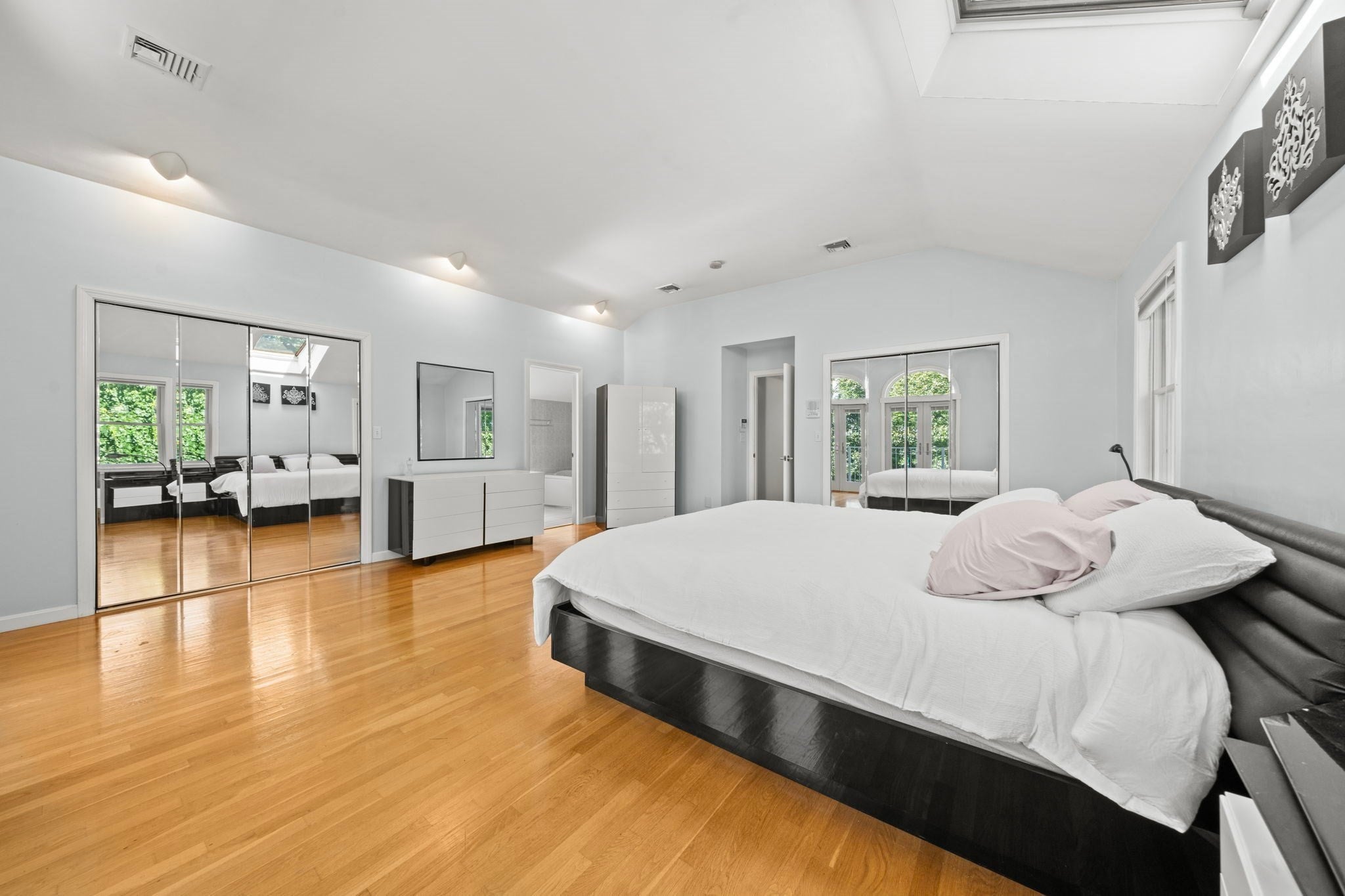 18 Surrey Road, Winchester, MA, 18 Surrey Road, Winchester, MA Photo #19