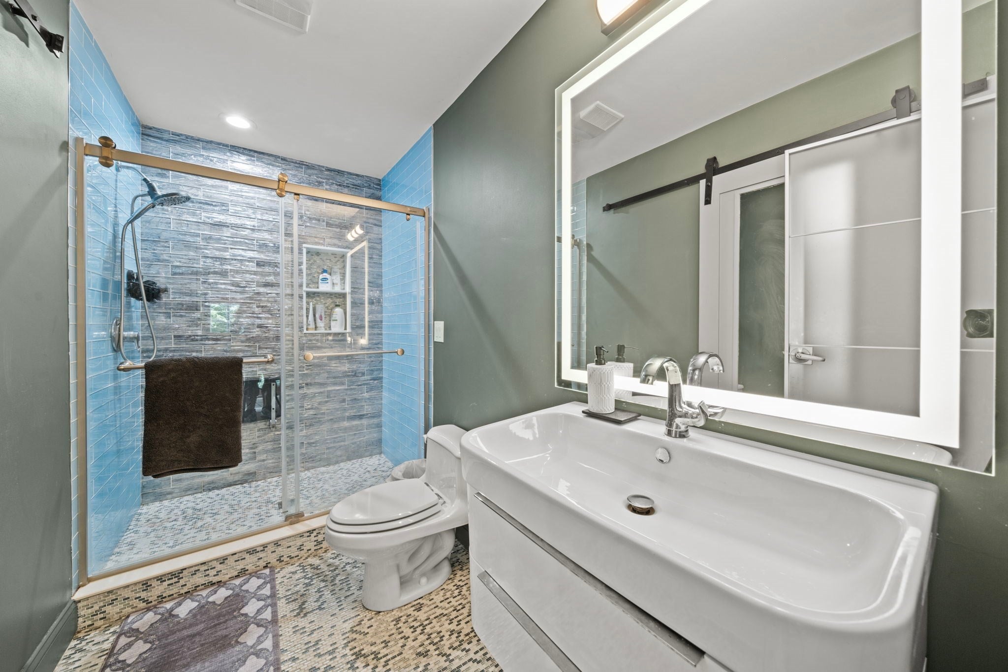 18 Surrey Road, Winchester, MA, 18 Surrey Road, Winchester, MA Photo #10