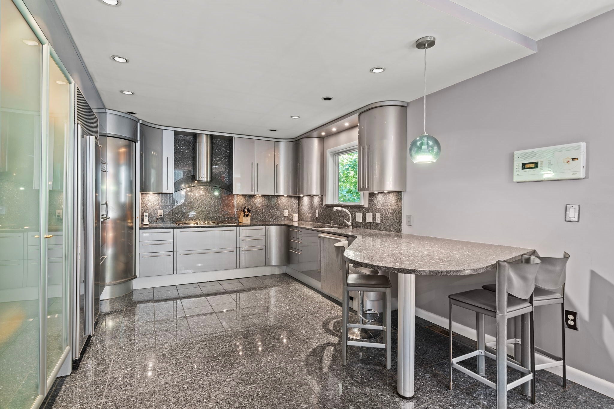 18 Surrey Road, Winchester, MA, 18 Surrey Road, Winchester, MA Photo #9