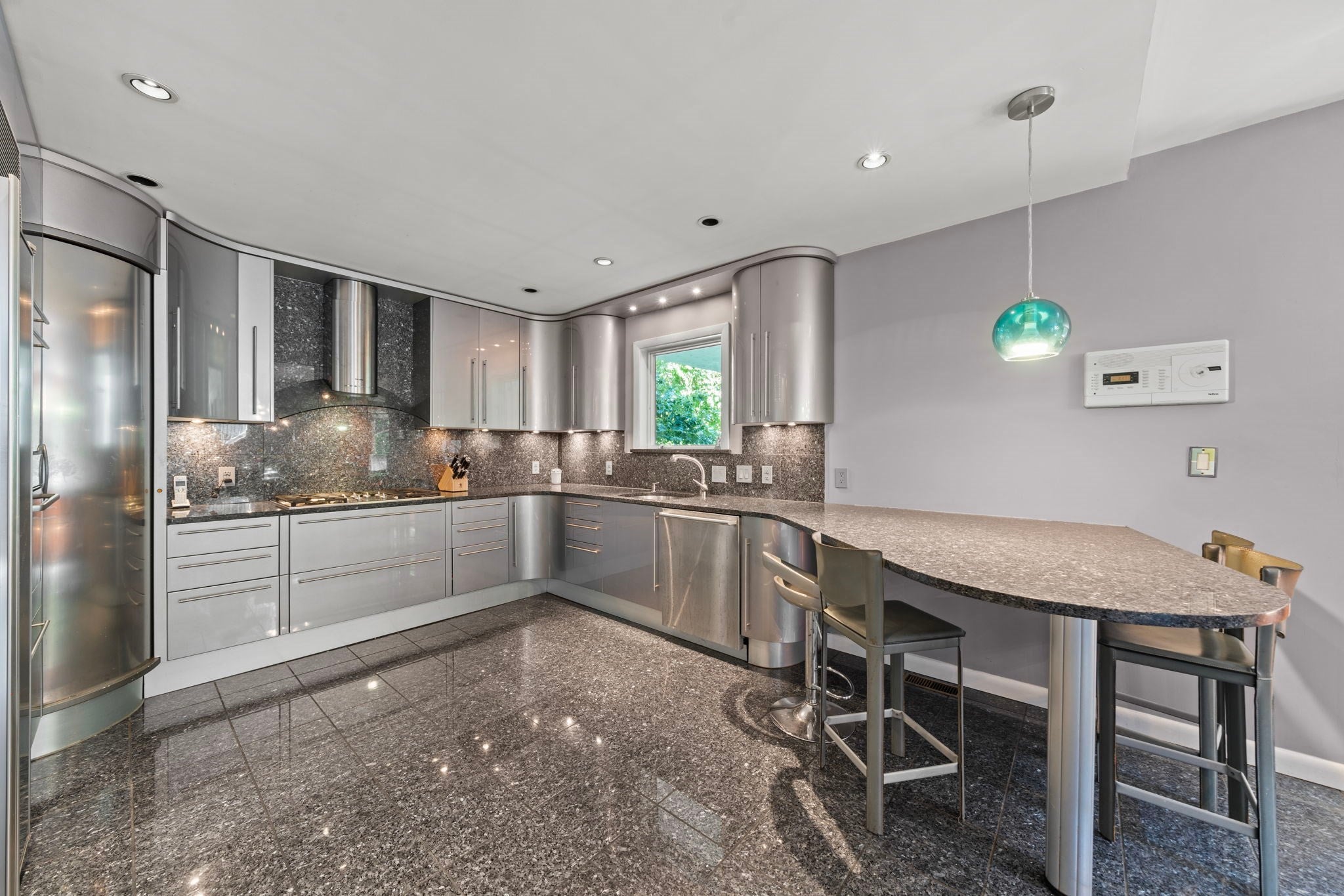 18 Surrey Road, Winchester, MA, 18 Surrey Road, Winchester, MA Photo #8
