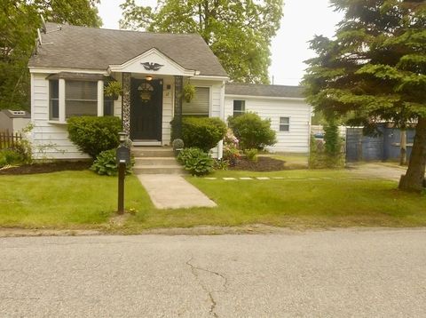 12 Wheeler Avenue Orange MA 01364