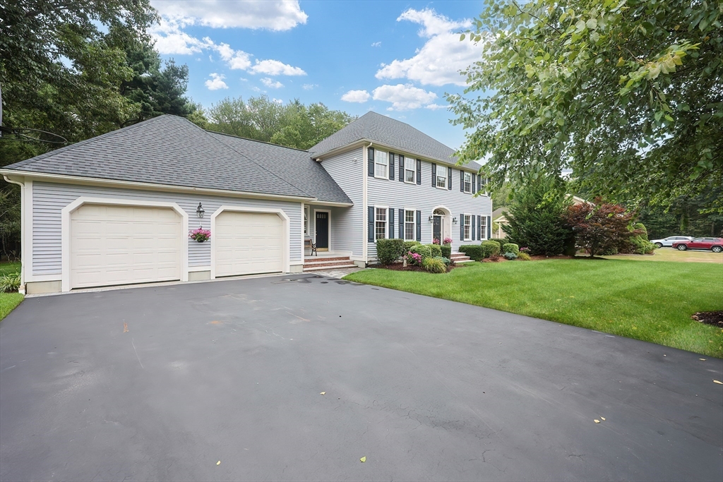 54 Village Circle
