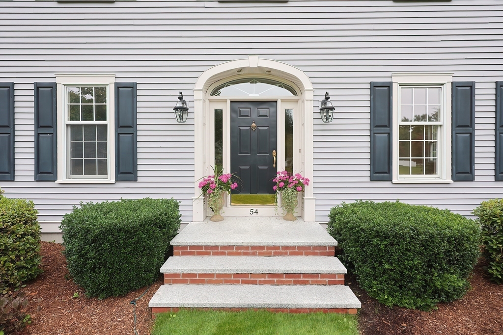 54 Village Circle