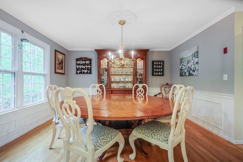 8 Rock Road