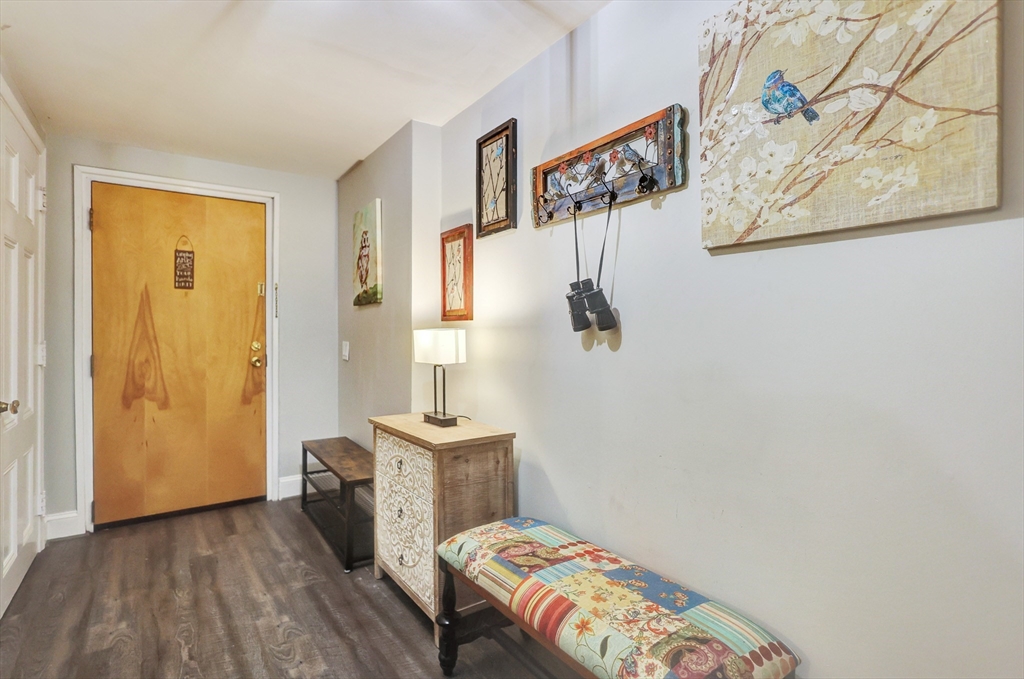 1401 Great Pond Rd 6