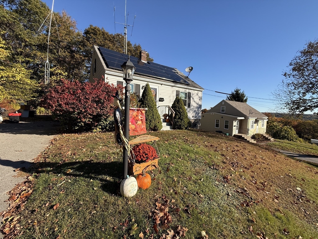 19 Mt Carmel St