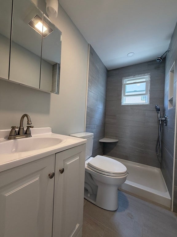 30 Valley St #1, Everett, MA Photo #5