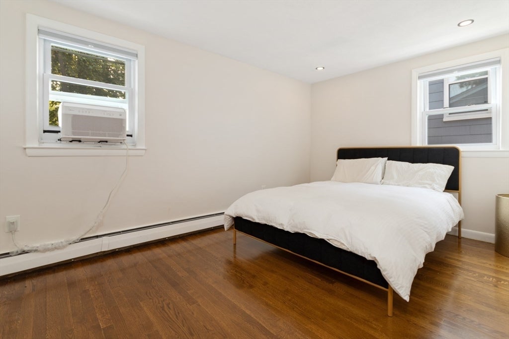 29 Clinton Ave, Saugus, MA Photo #24