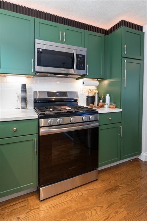29 Clinton Ave, Saugus, MA Photo #12