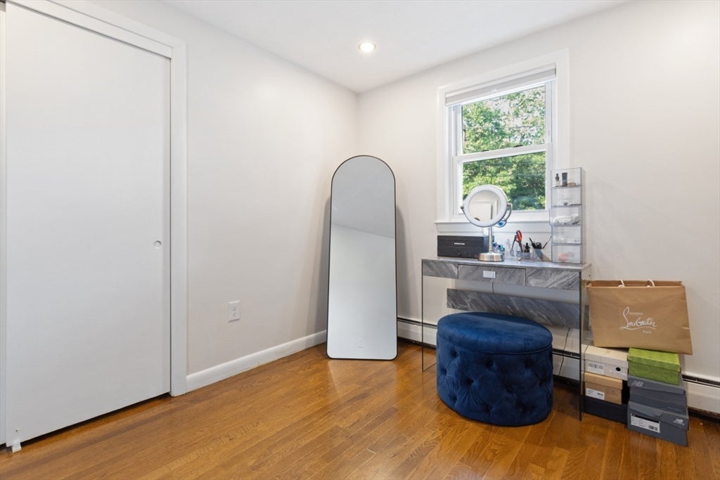 29 Clinton Ave, Saugus, MA Photo #26