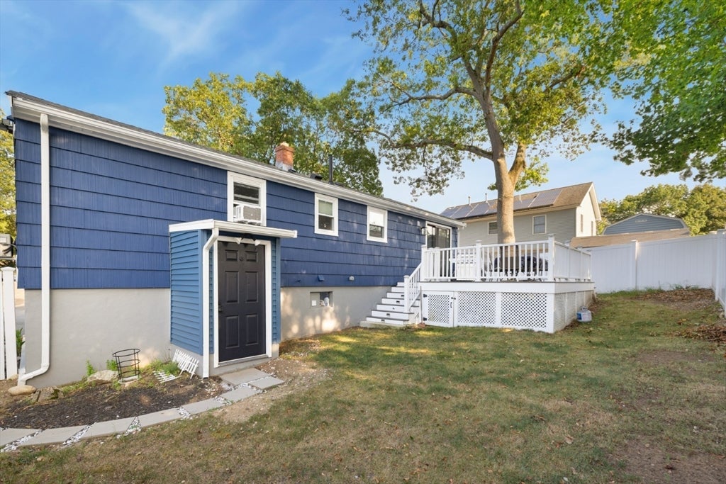 29 Clinton Ave, Saugus, MA Photo #42