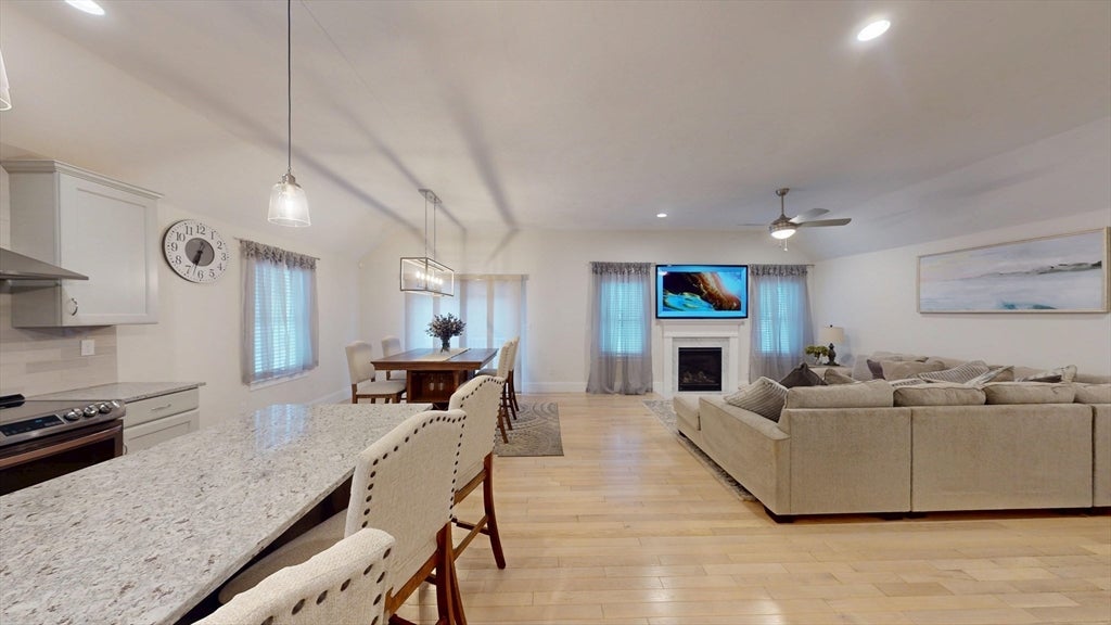 16 Wedge Drive, Lakeville, MA, 16 Wedge Drive, Lakeville, MA Photo #9