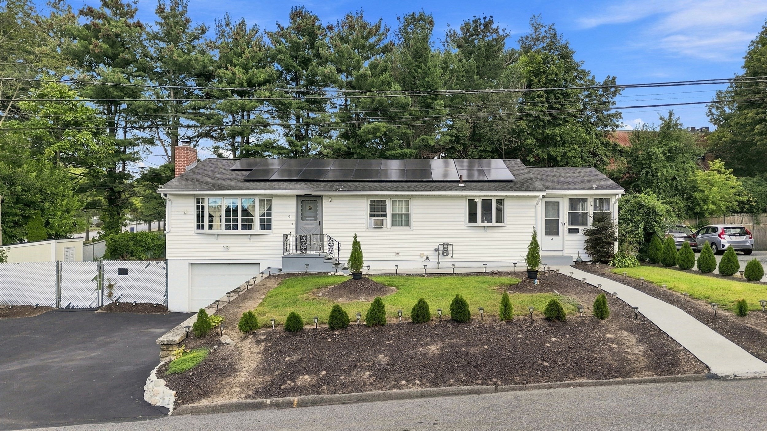 4 Monroe St, Lawrence, MA, 4 Monroe St, Lawrence, MA Photo #2