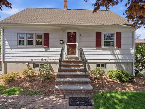 Photo of 646 Lynn Fells Pkwy, Melrose, MA 02176 (MLS # 73514433)