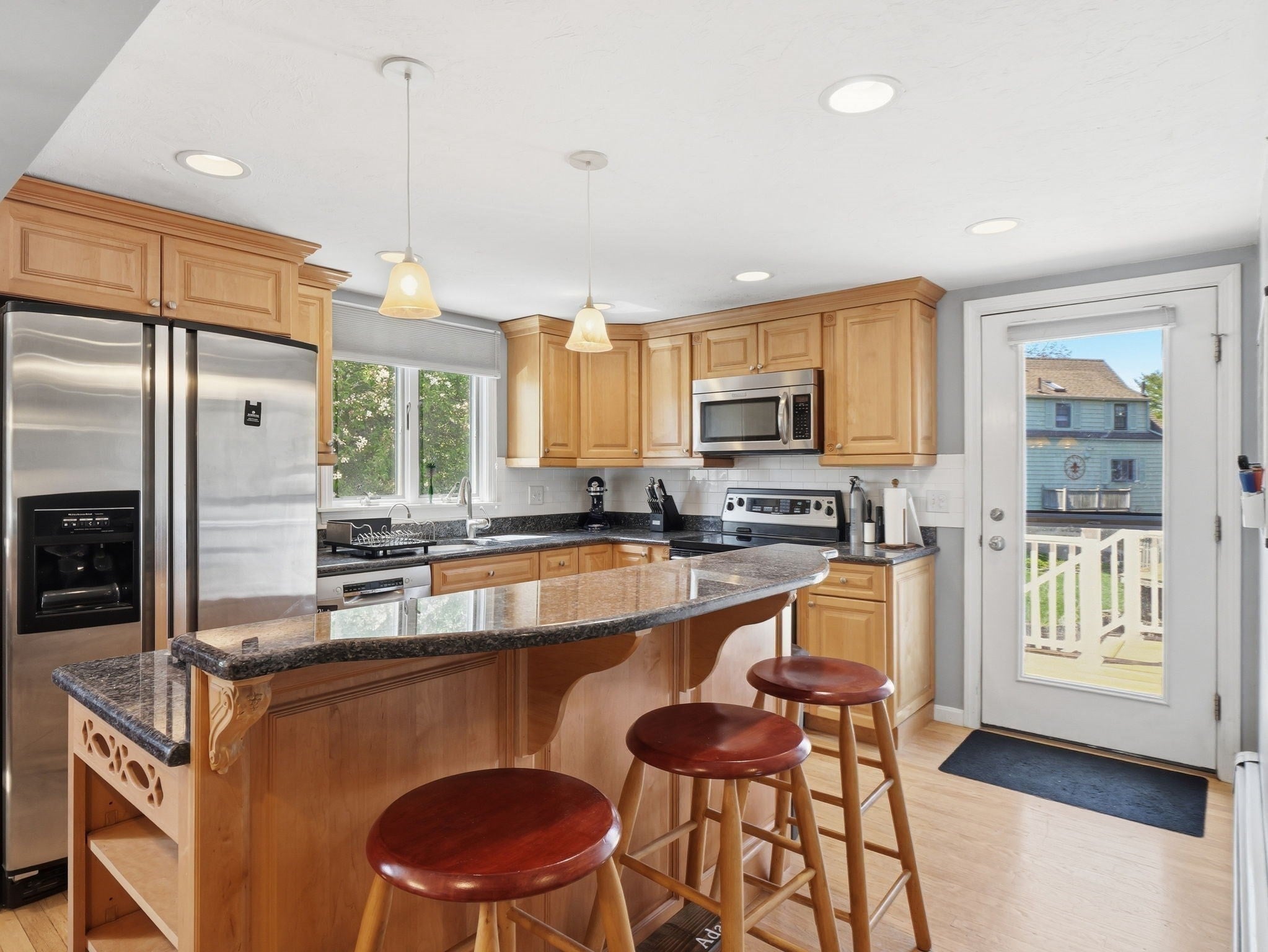 646 Lynn Fells Pkwy, Melrose MA 02176