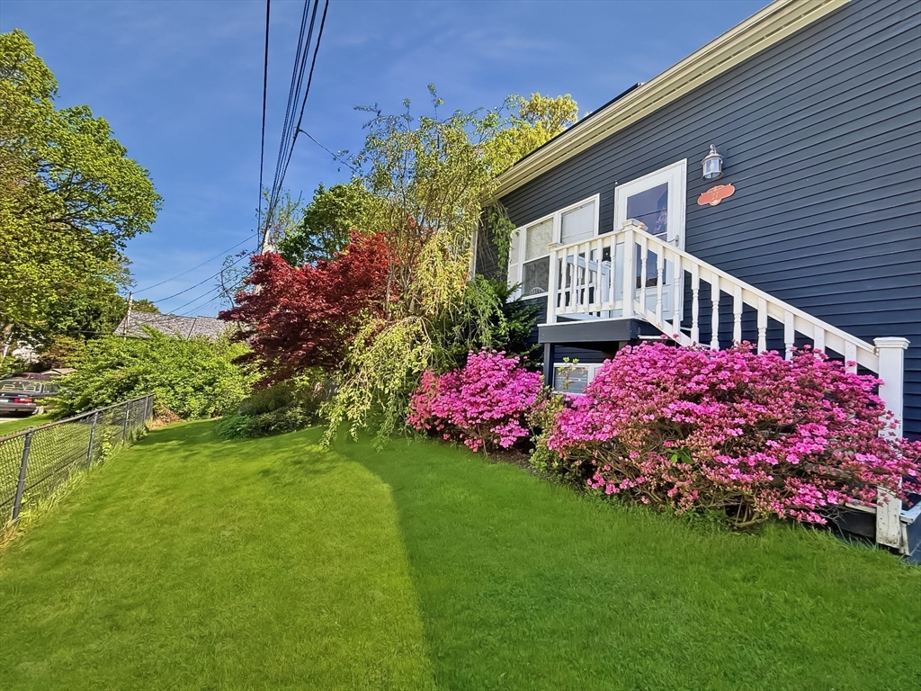 27 Inverness Ave